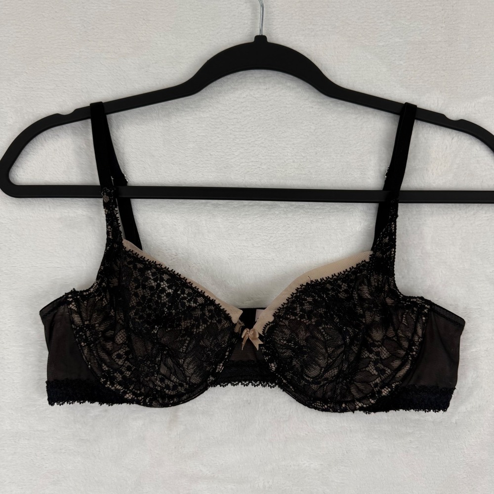 Victorias Secret Black Floral Lace Unlined Demi‎ Bra 34C Underwire 305508-DL3